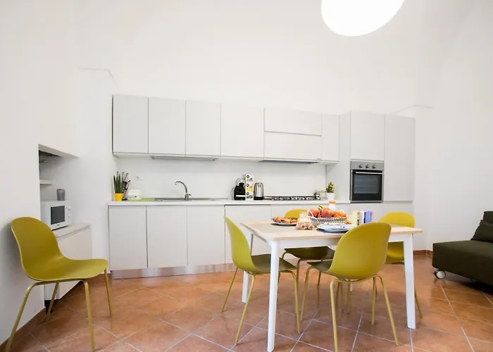 בית נופש Giulia's House גלאטינה