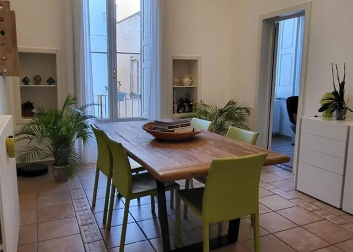 Giulia's House בית נופש גלאטינה
